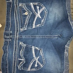 Amethyst jean shorts